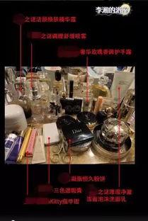 梳妆台吃瓜,揭秘古代宫廷的神秘生活