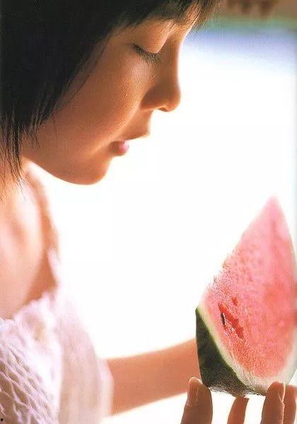 开始吃瓜组织,网络舆论场的新势力崛起